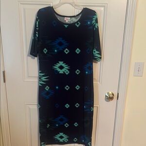 LuLaRoe Blue and Black Sheath Dress 3/4 Sleeve Casual